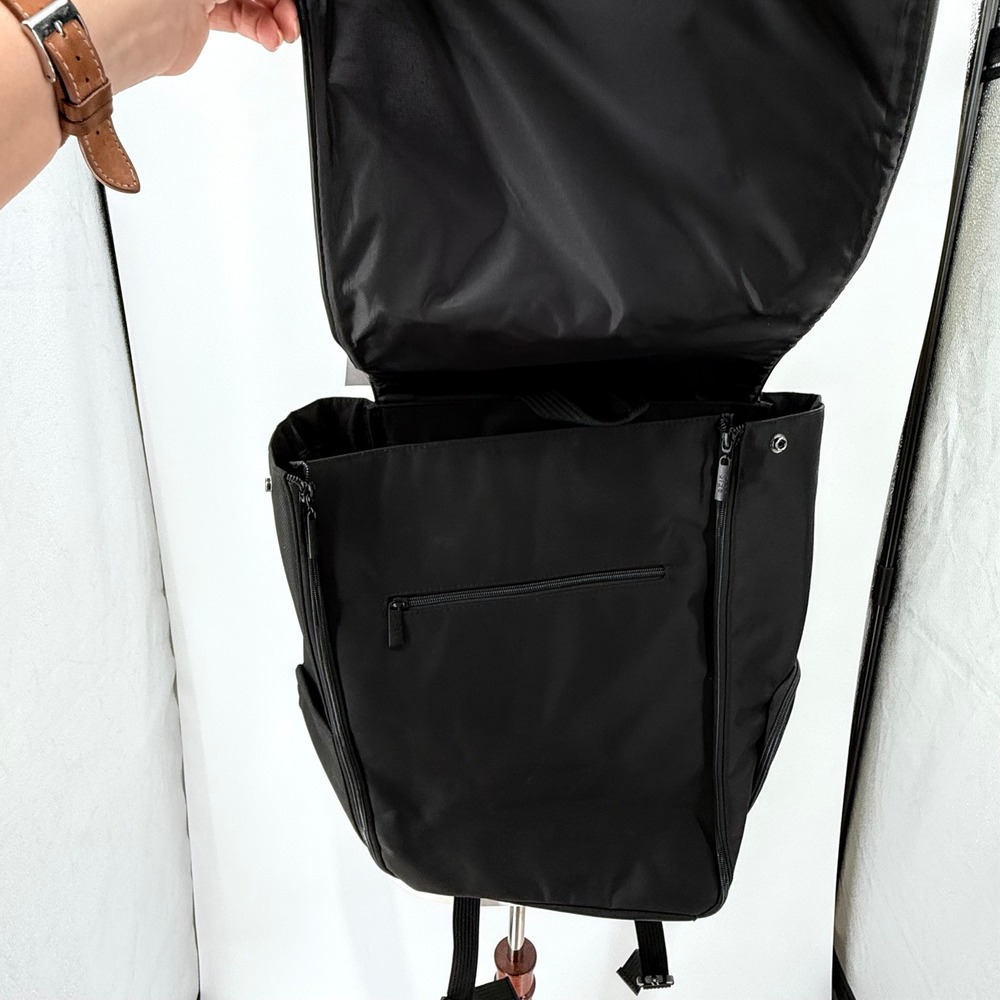 BEIS The Hanging Backpack Black BEIS321094 Travel Laptop Bag NWT - Picture 2 of 7